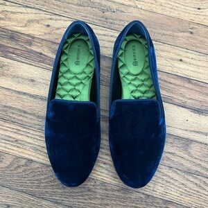 Birdies navy blue velvet shoes 7.5